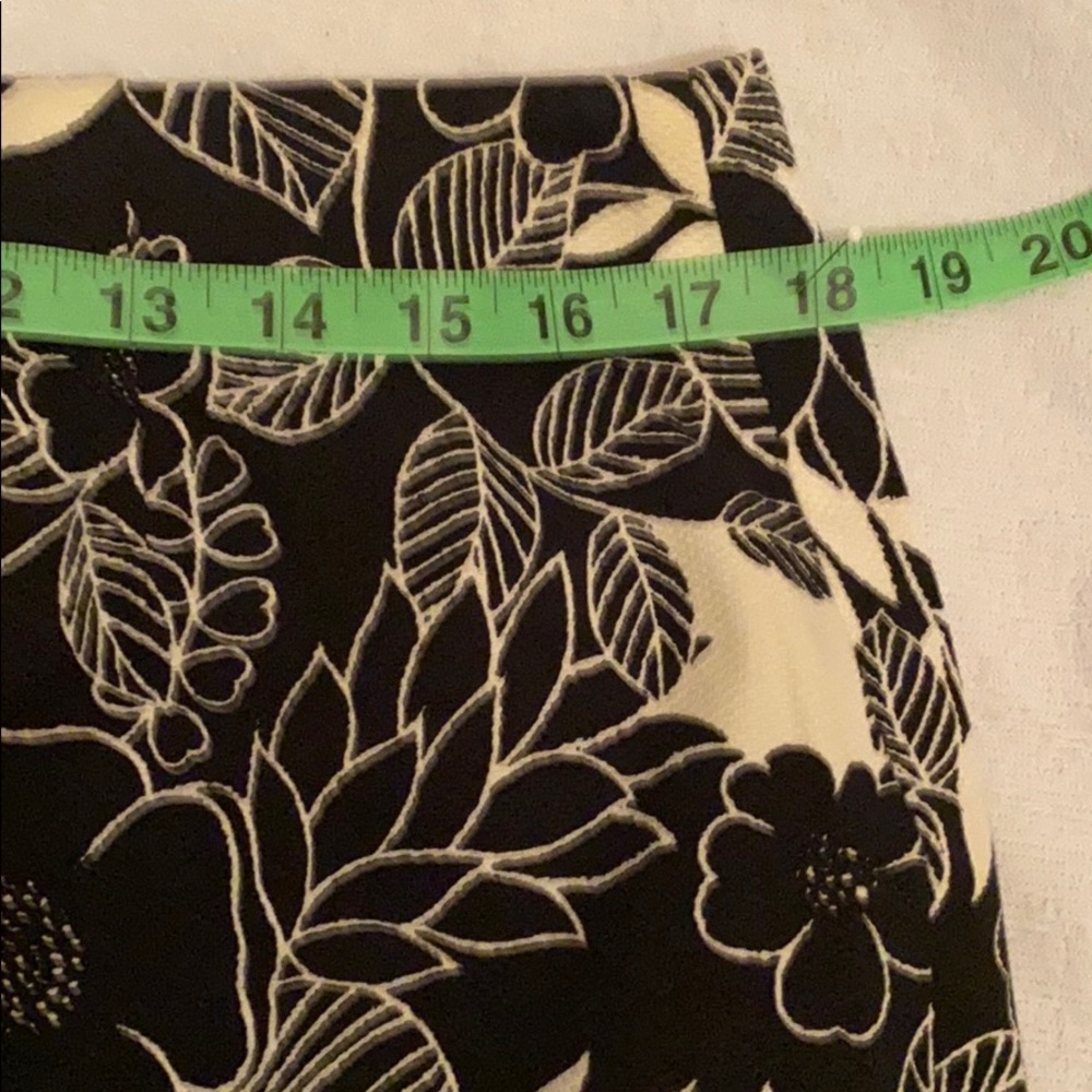 PARISAN plus size career skirt - Picture 6 of 8